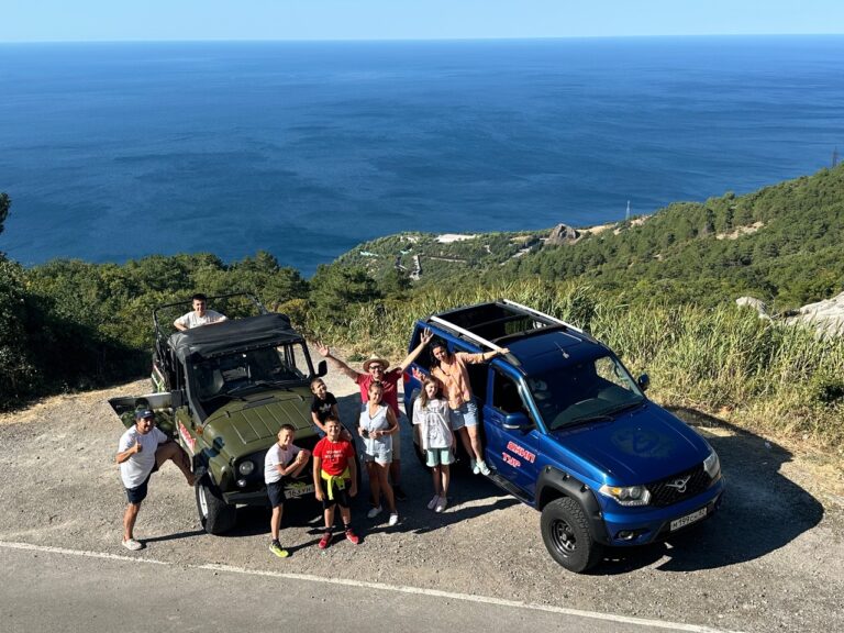 🚙 ДЖИП-ТУР: АЙ-ПЕТРИ + ВОДОПАД УЧАН-СУ